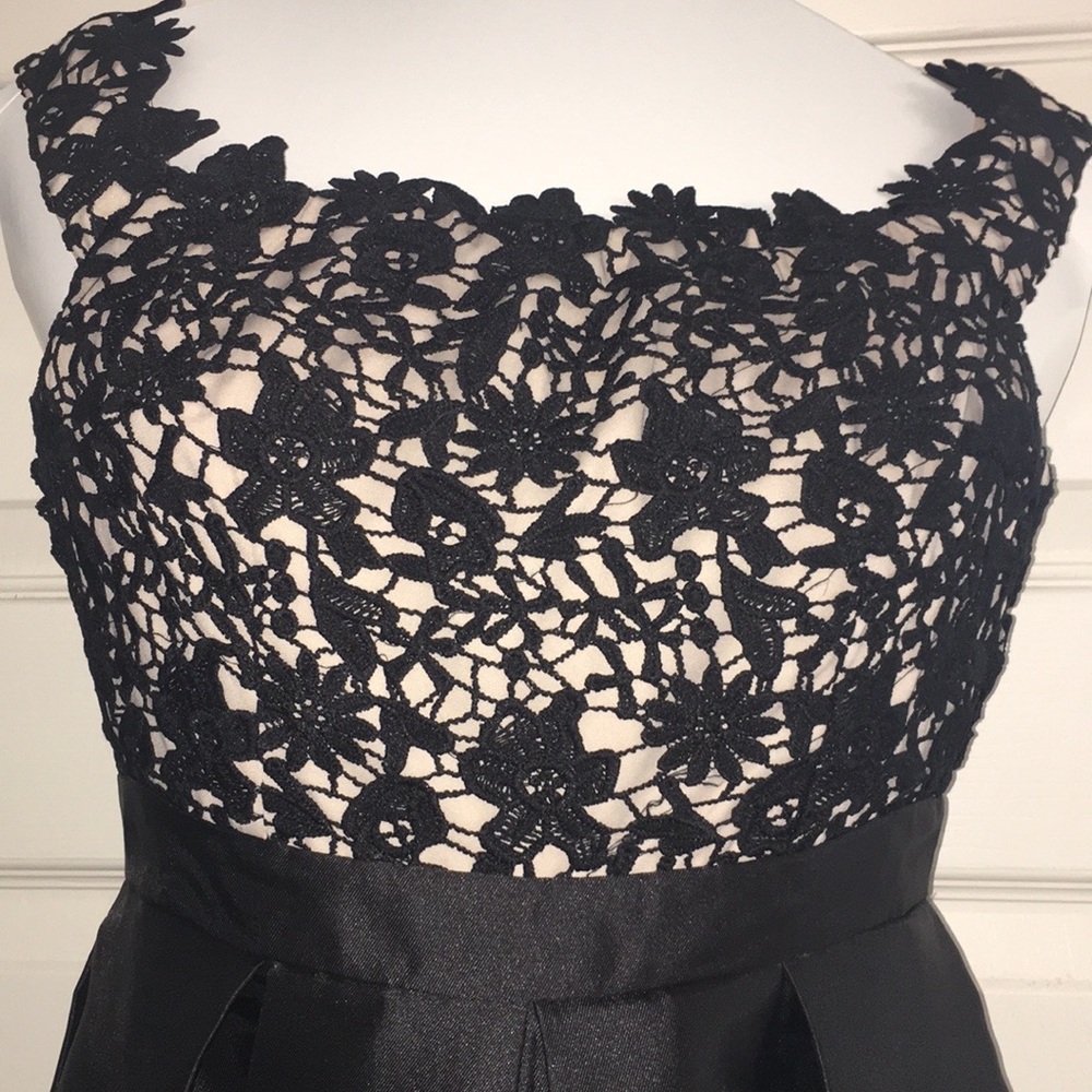 BEAUTIFUL prom dress for sale!
